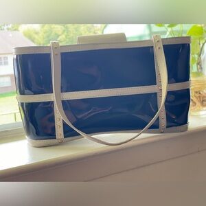 Maxx New York black & white handbag